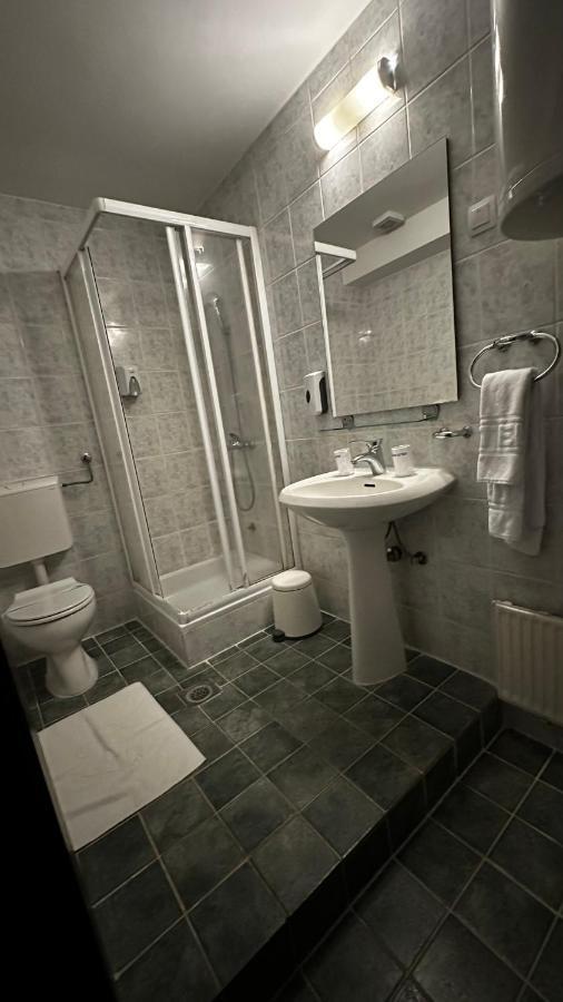 Club Satelit Zlatibor Hotel Ngoại thất bức ảnh